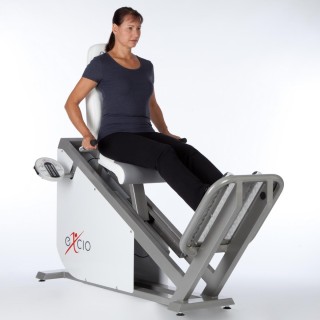 Leg Press E-02 - Highline